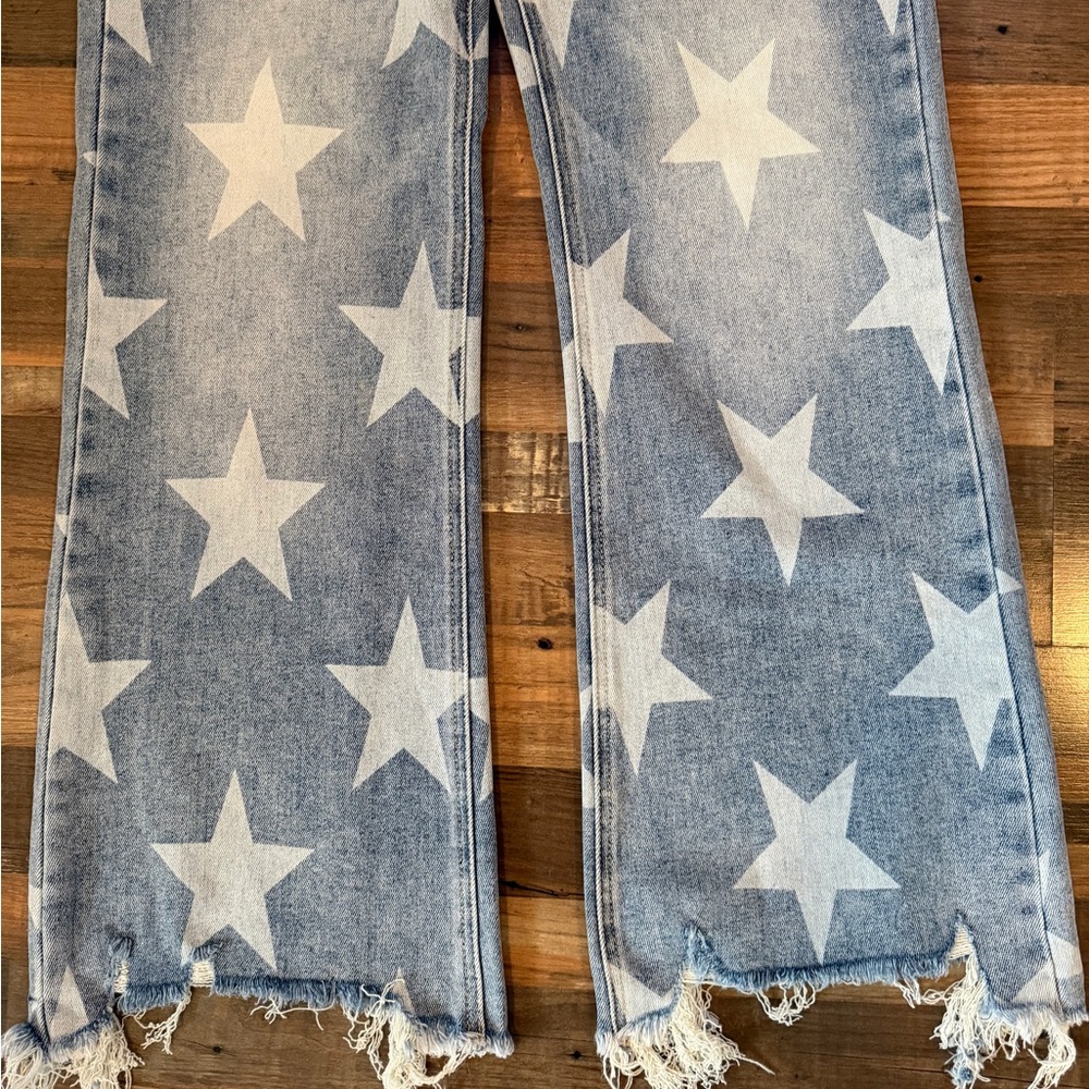 Risen High Rise Wide Leg Star Print Jeans, size 11/30 Stretchy Light Wash Ankle - Picture 6 of 13